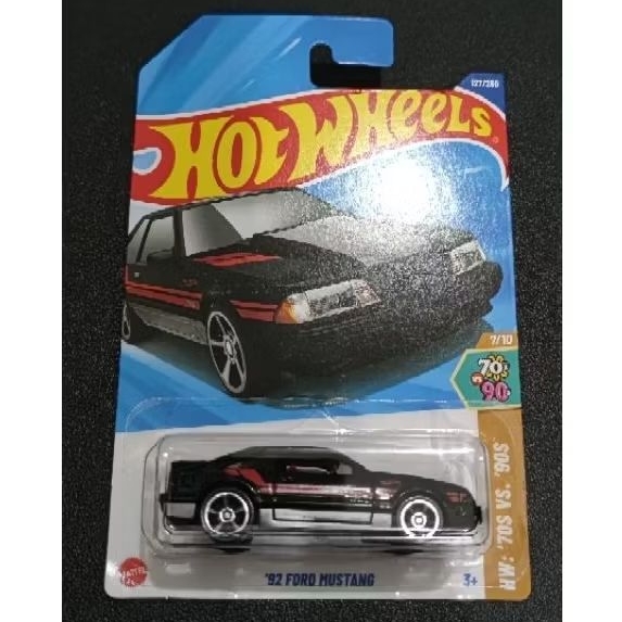 Hot Wheels - '92 Ford Mustang