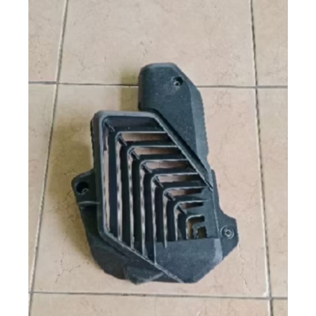 cover radiator Honda vario 160 bekas ori
