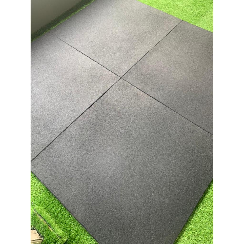 Rubber Matt | Matras Gym | 50 cm x 50 cm | Bahan Karet Padat | Matras Premium | Alat Gym | Lantai Gy