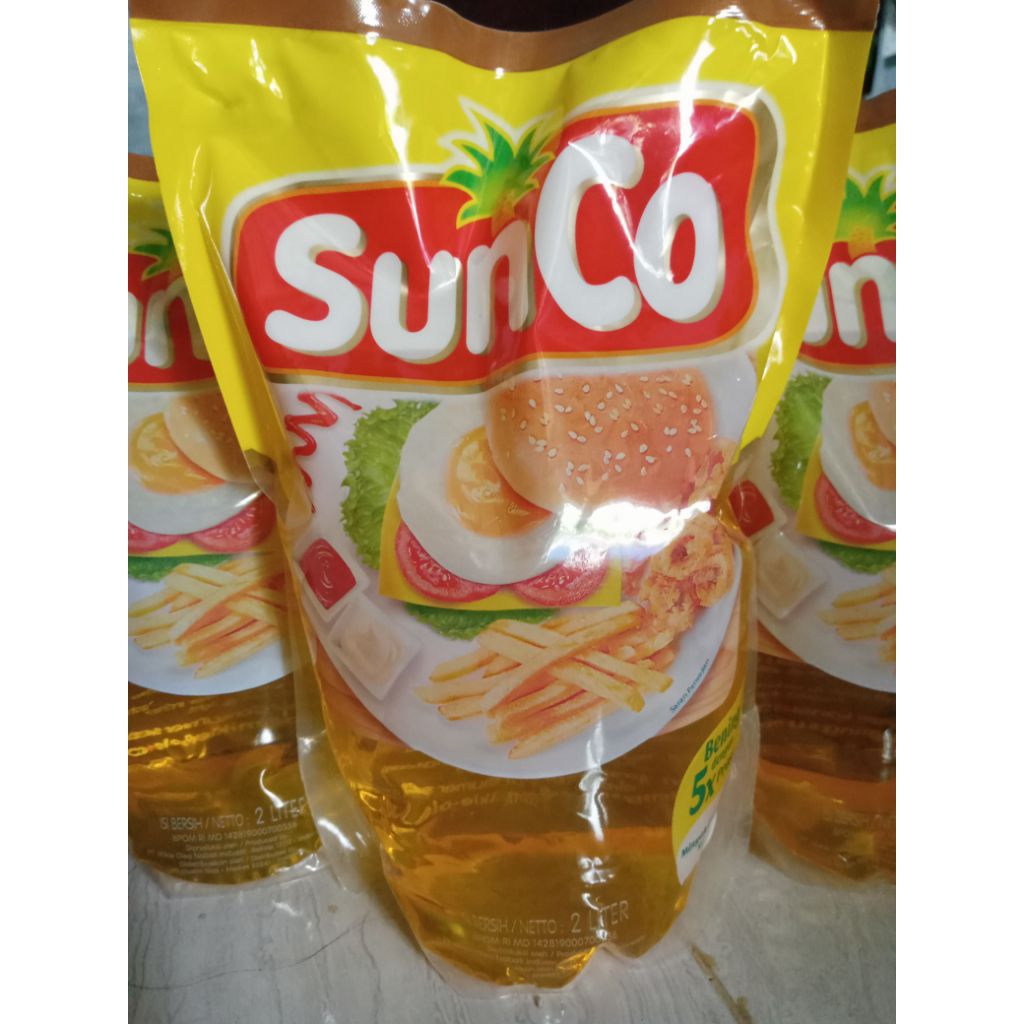 

PROMO MINYAK GORENG SUNCO KEMASAN POUCH 2 LITER Minyak goreng promo
