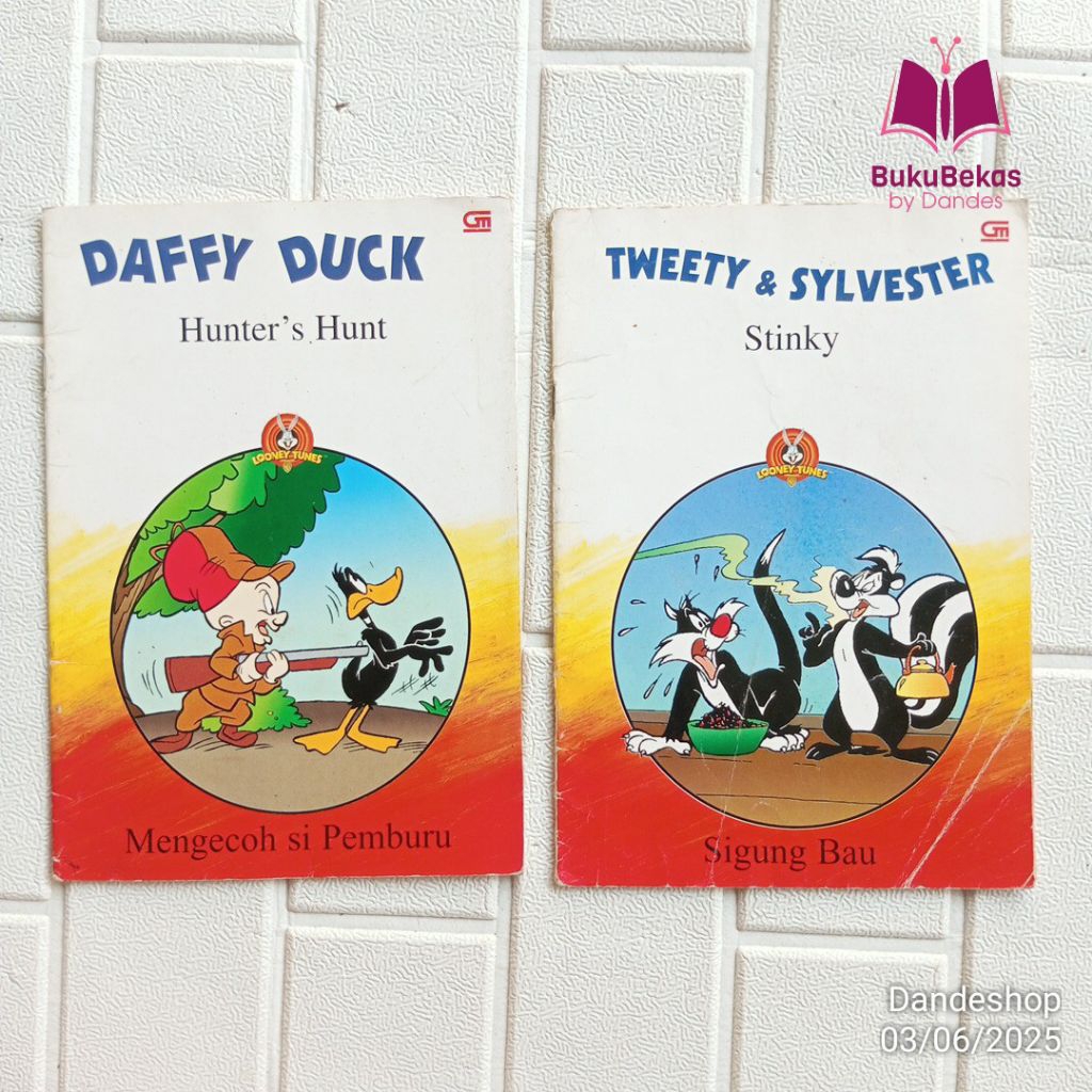 Tweety & Sylvester / Daffy Duck / Bugs Bunny - Buku Cerita Anak Bekas Preloved Looney Tunes Gramedia
