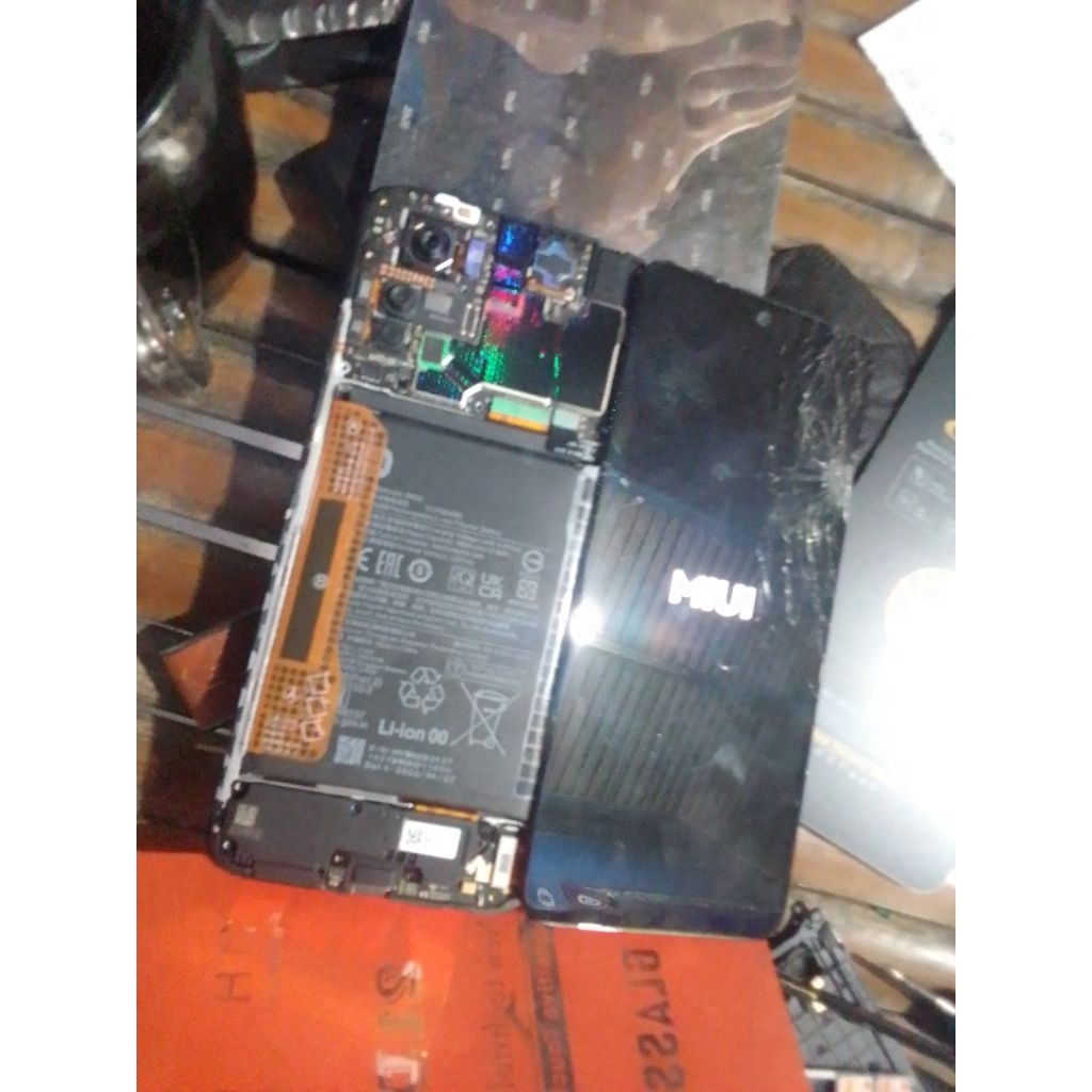 LCD Poco M4 Pro Amoled copotan minus glas retak