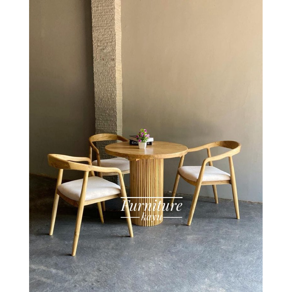 Meja makan cafe kayu jati, set meja makan bulat 4 kursi kayu jati