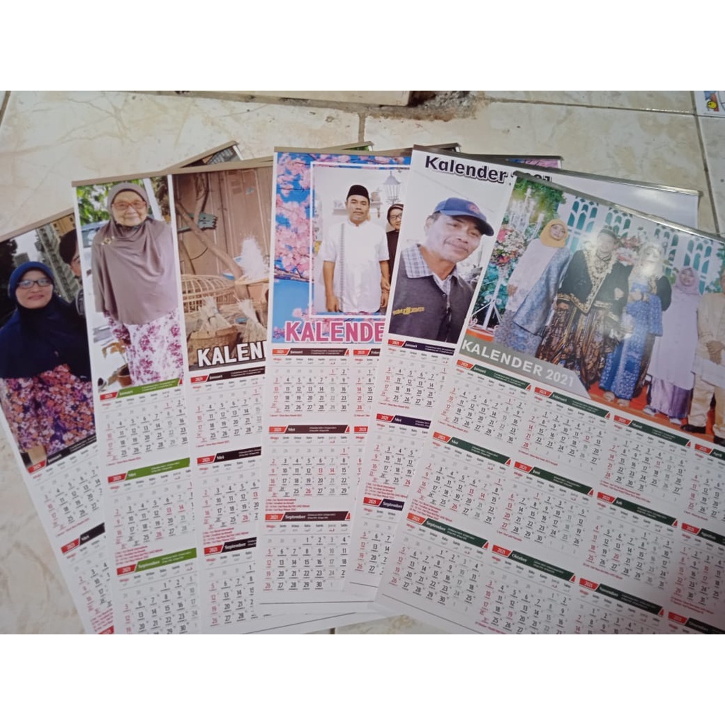 

KALENDER 2025 AESTHETIC CUSTOM FOTO & NAMA MURAH CETAK CEPAT