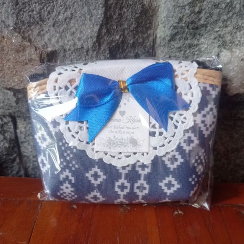SOUVENIR DOMPET KOIN BATIK/ Dompet batik kecil / souvenir pernikahan / dompet kapal / resepsi