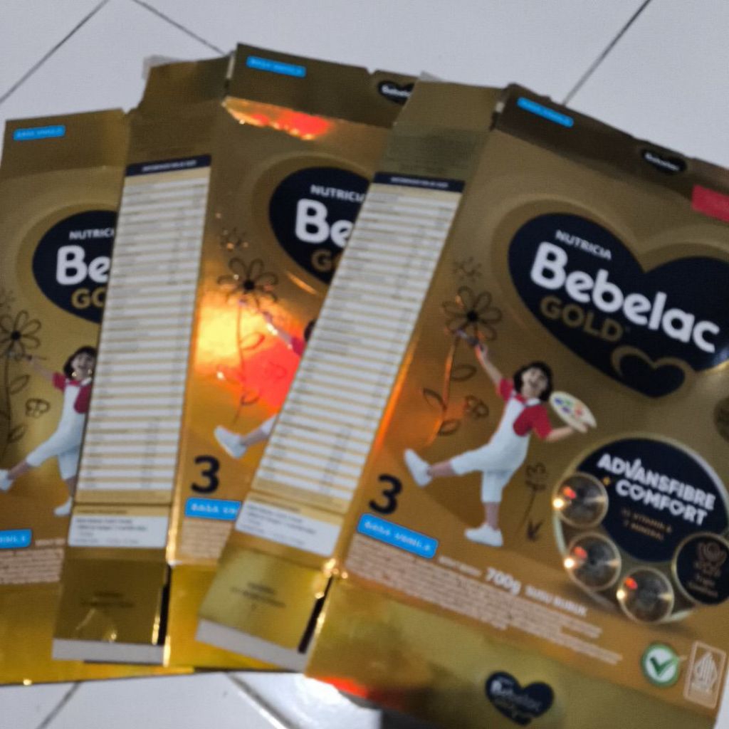 

KARDUS BEKAS SUSU BEBELAC GOLD 700 GR