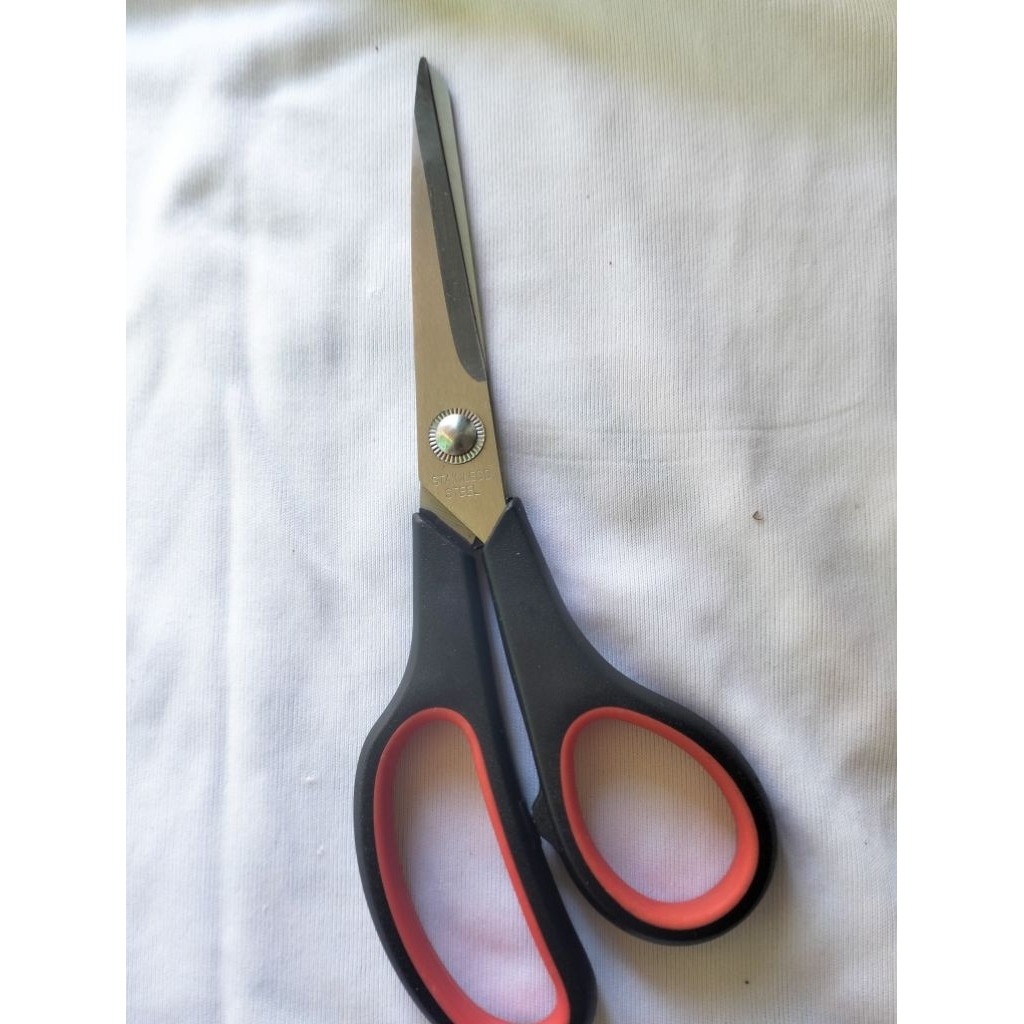 

gunting JIALIYA ukuran sedang 7" gunting kain