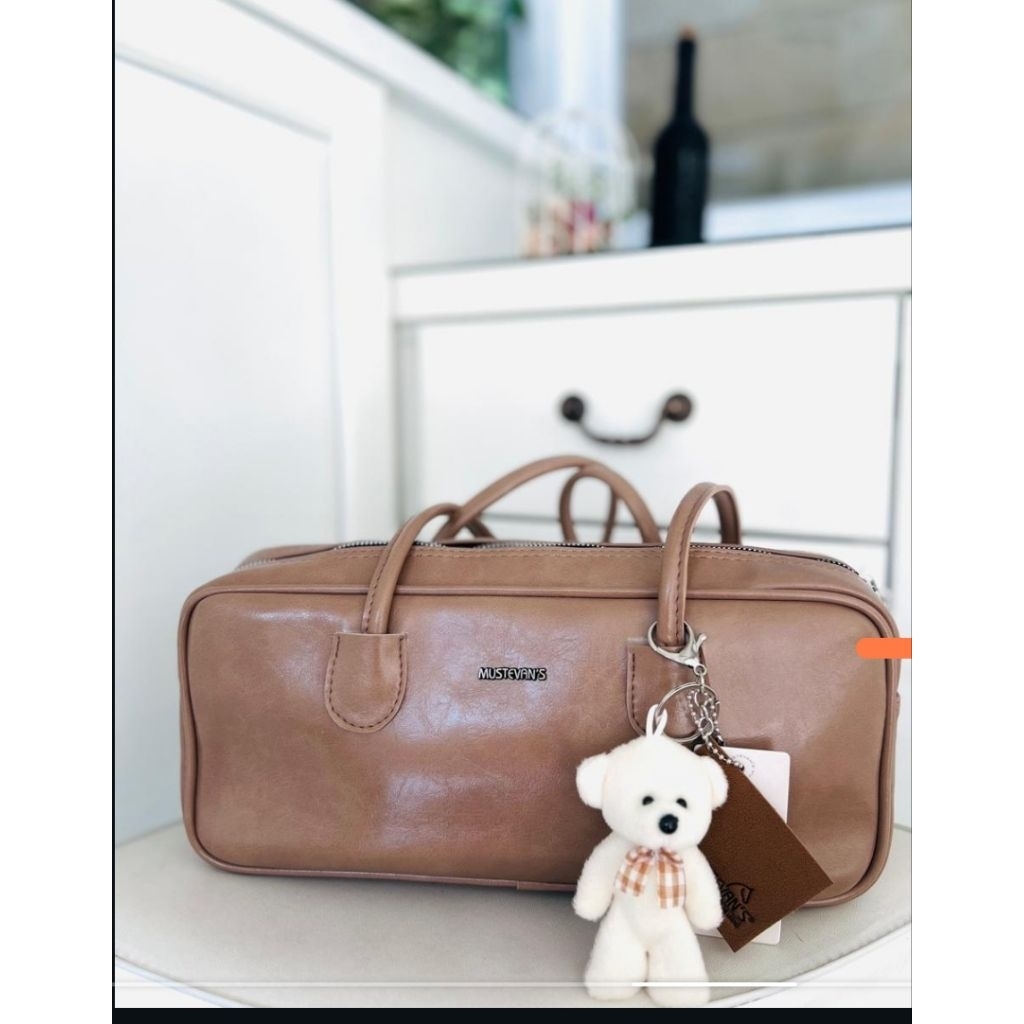 MUSTEVANS BAGUETTE BAG