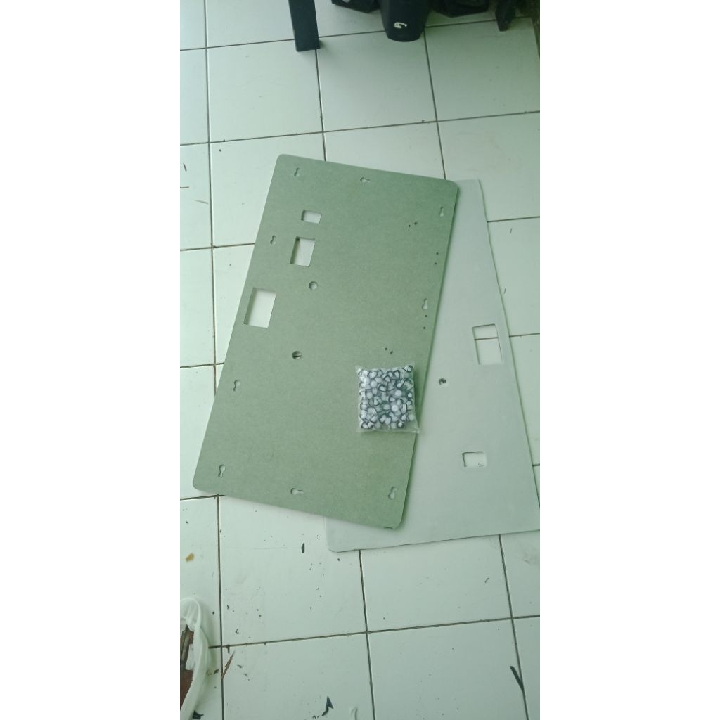 papan doortrim kijang grand depan