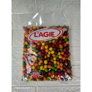 

COKELAT LAGIE FEBBY, COKLAT ISI KACANG