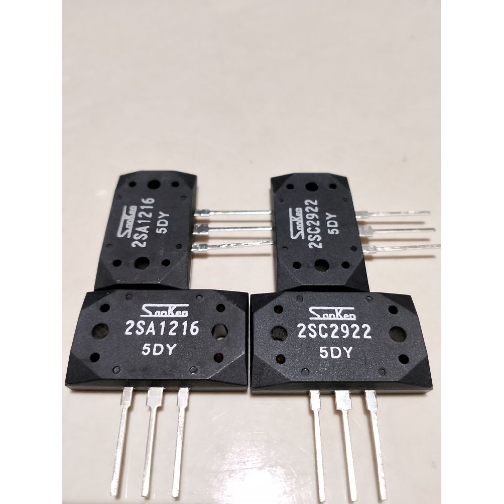 Transistor Sanken 2sa1216  2sc2922 RRT