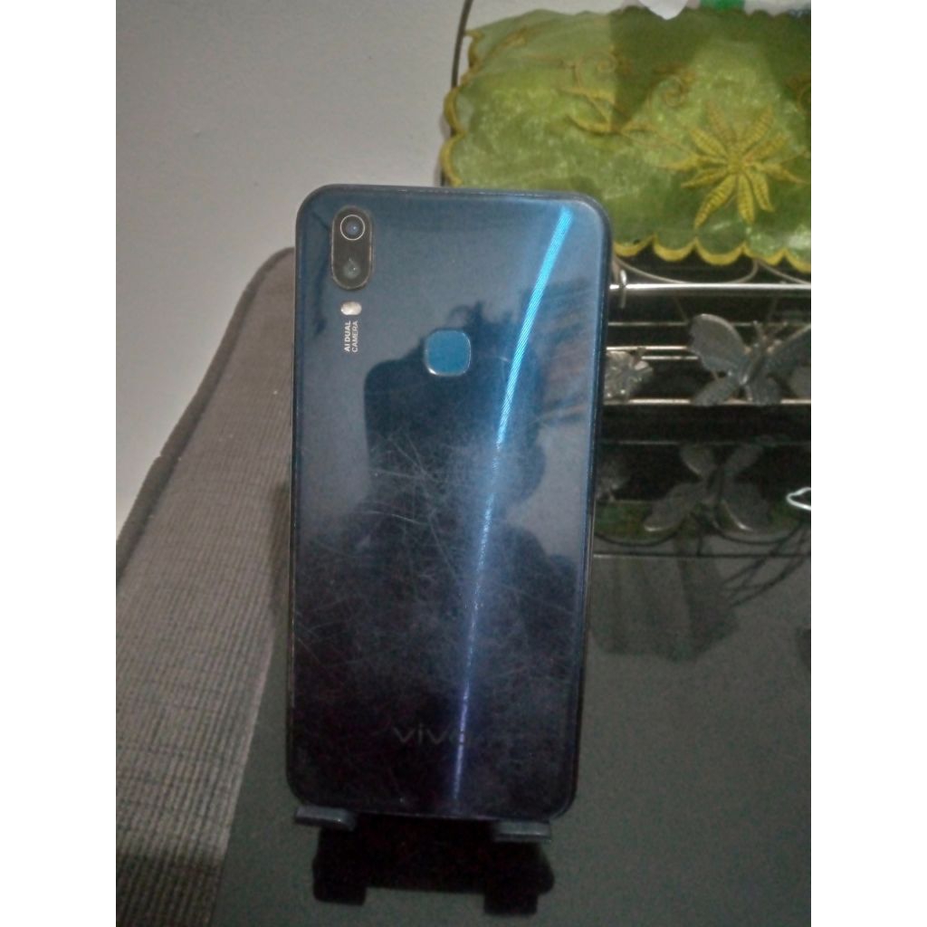 handphone vivo y12 bekas minus