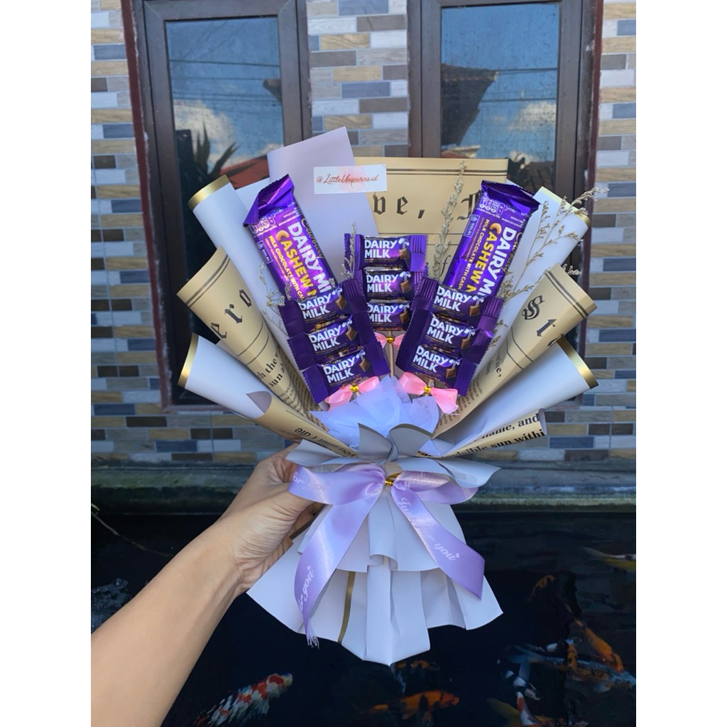 

Buket coklat Cadbury READY INSTAN buket graduation/birthday/anniversary