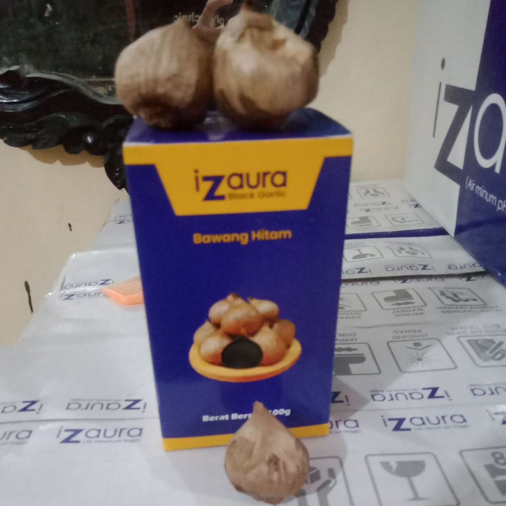 Izaura Black Garlic