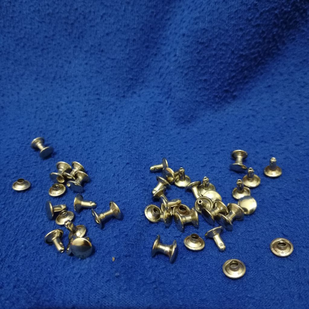 

Paku ripet centang bolak balik / mata itik lanyard