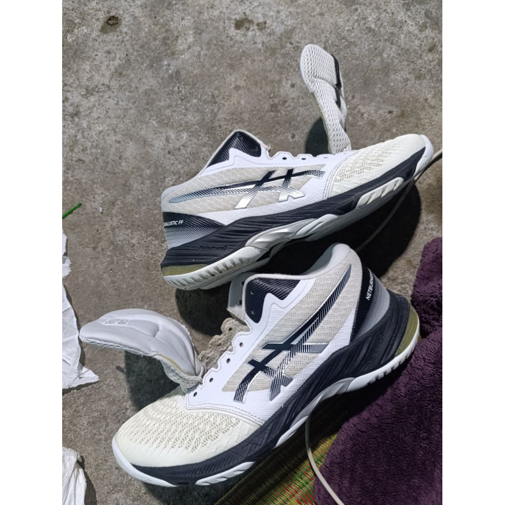 asics netburner ballistic FF MT 3. Second original, mulus, box masih ada.