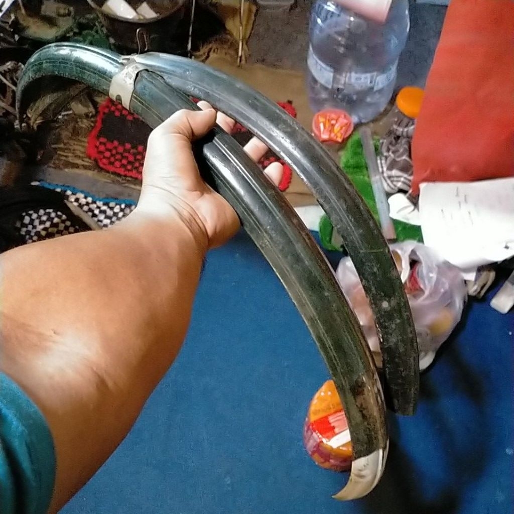 selebor slebor sayap sepeda onthel original ukuran 26@n,/jengki gudel basikal tua