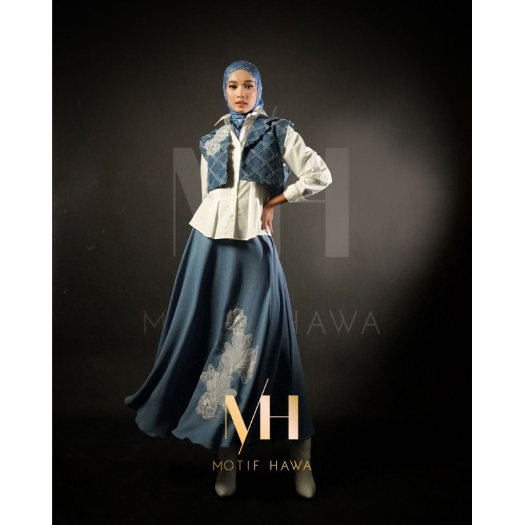 MOTIFHAWA/One set pearly jeans by Motif hawa/One set/Set premiun/Set elegant