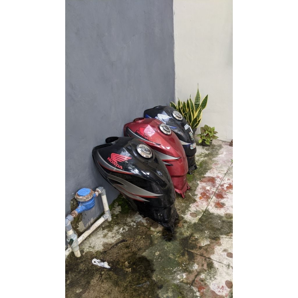 TANGKI MEGAPRO PRIMUS TENGKI MP PRIMUS WADAH TEMPAT BENSIN ORIGINAL