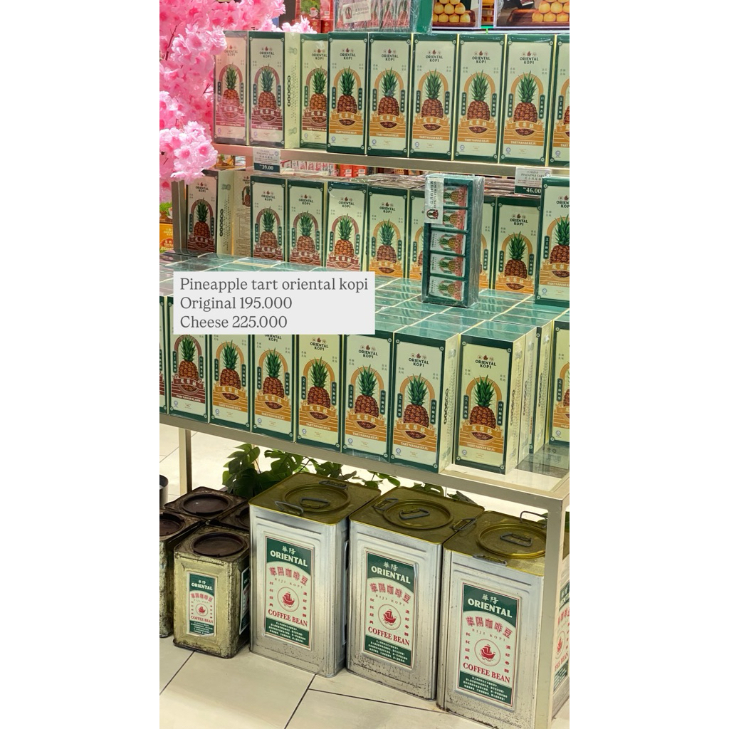 

oriental kopi pineapple tart
