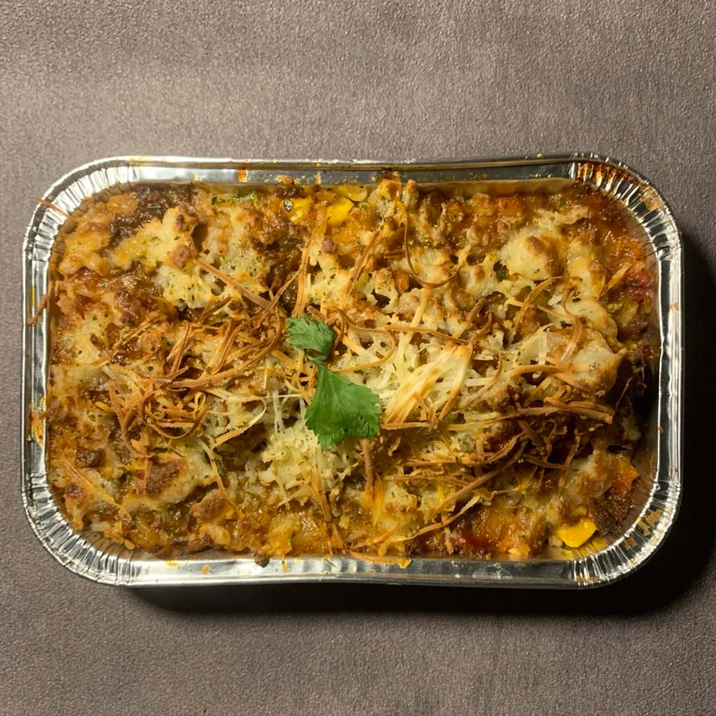 

Bolognese Cheesy Baked Rice with Korean Spicy Honey Chicken Personal Size