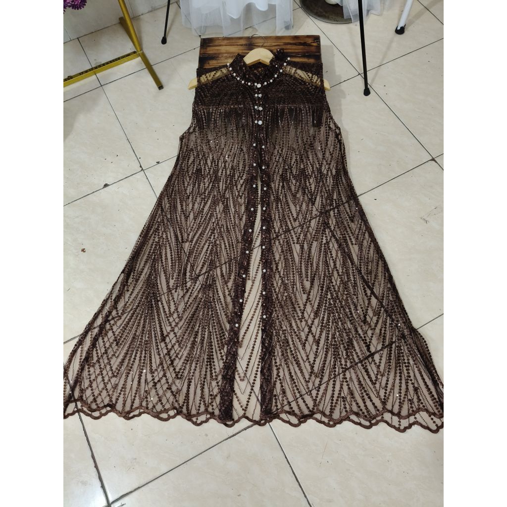 DISKON OUTER TILE PAYET MEWAH