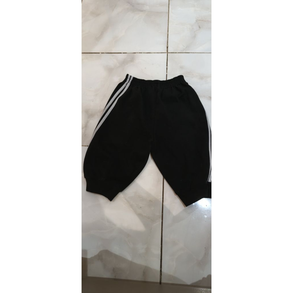 celana olah raga smak penabur