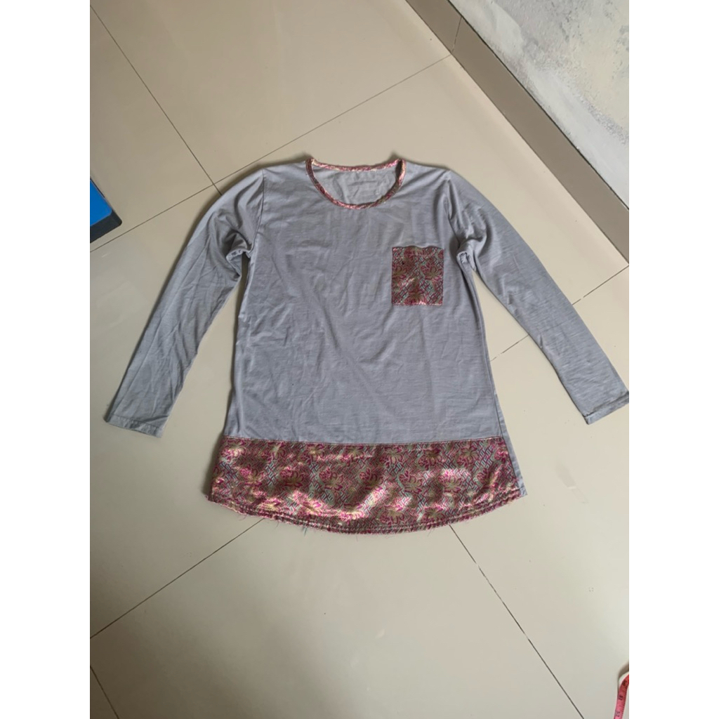 (PRELOVED/PERNAH PAKAI)Atasan Baju Orang Tua Lengan Panjang//Atasan Tunik Orang Tua Lengan Panjang M