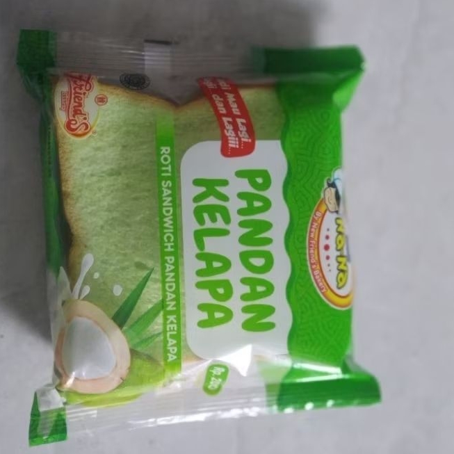 

Roti Nana Sandwich Rasa Pandan Kelapa Tekstur Lembut Friends' Bakery