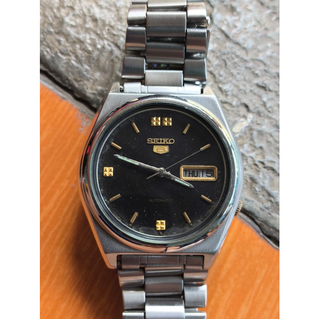 SEIKO 5 AUTOMATIC 7009-3040 VINTAGE AUTOMATIC