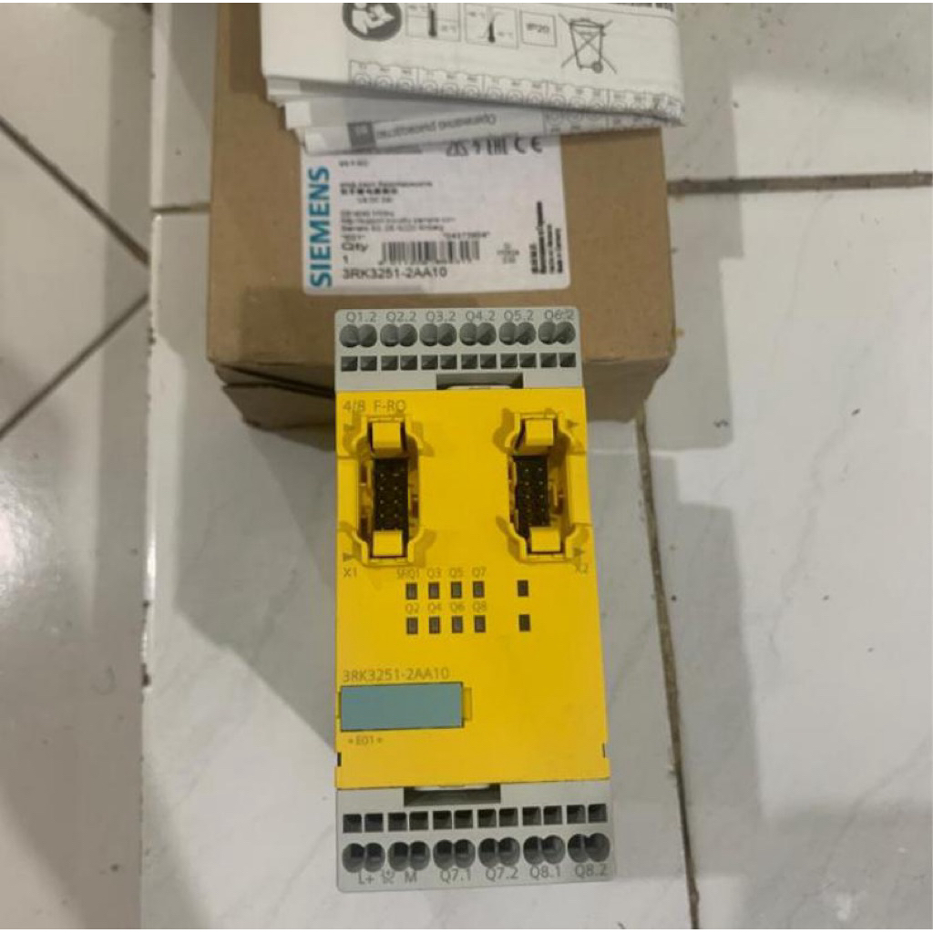 SIEMENS 3RK325-2AA10 Months Warranty