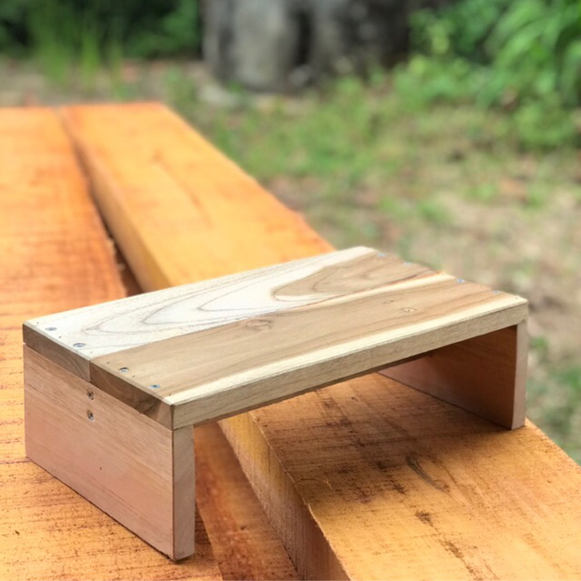 Tempat duduk dingklik Kursi lantai