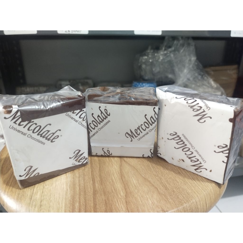

Coklat Blok Mercolade Repack 250gr Potongan