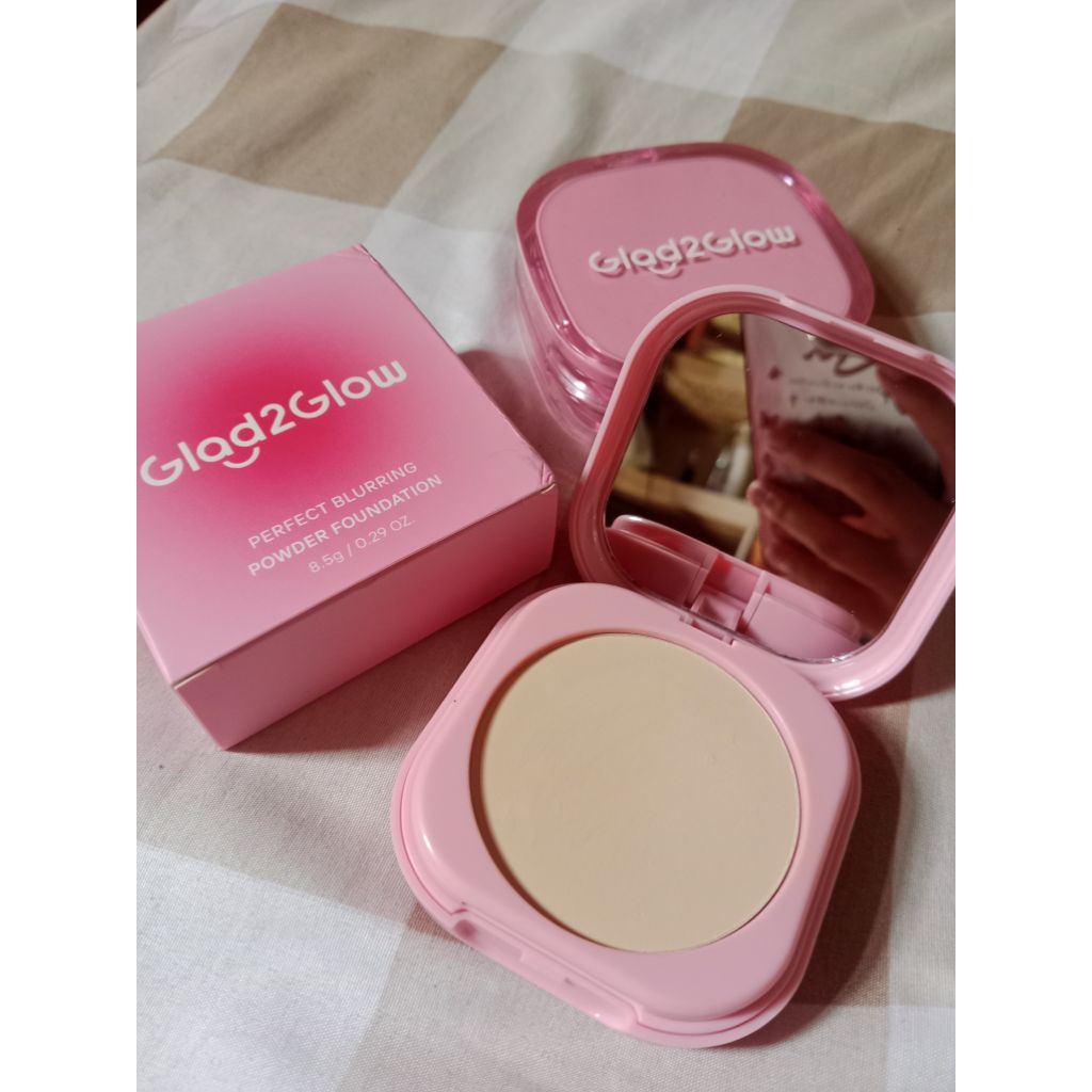 Bedak glad2glow