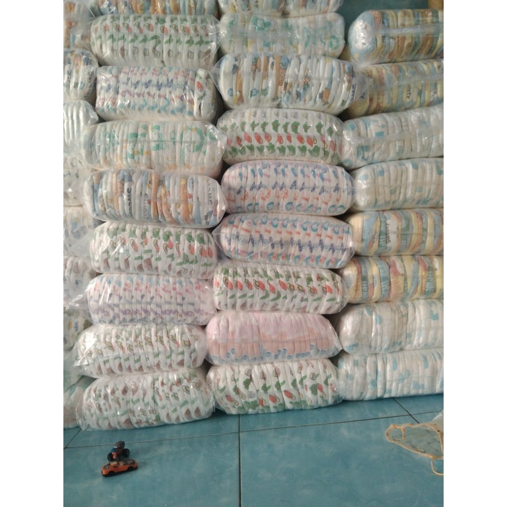 PAMPERS REPACK SWEETY/MERRIES M 50PCS