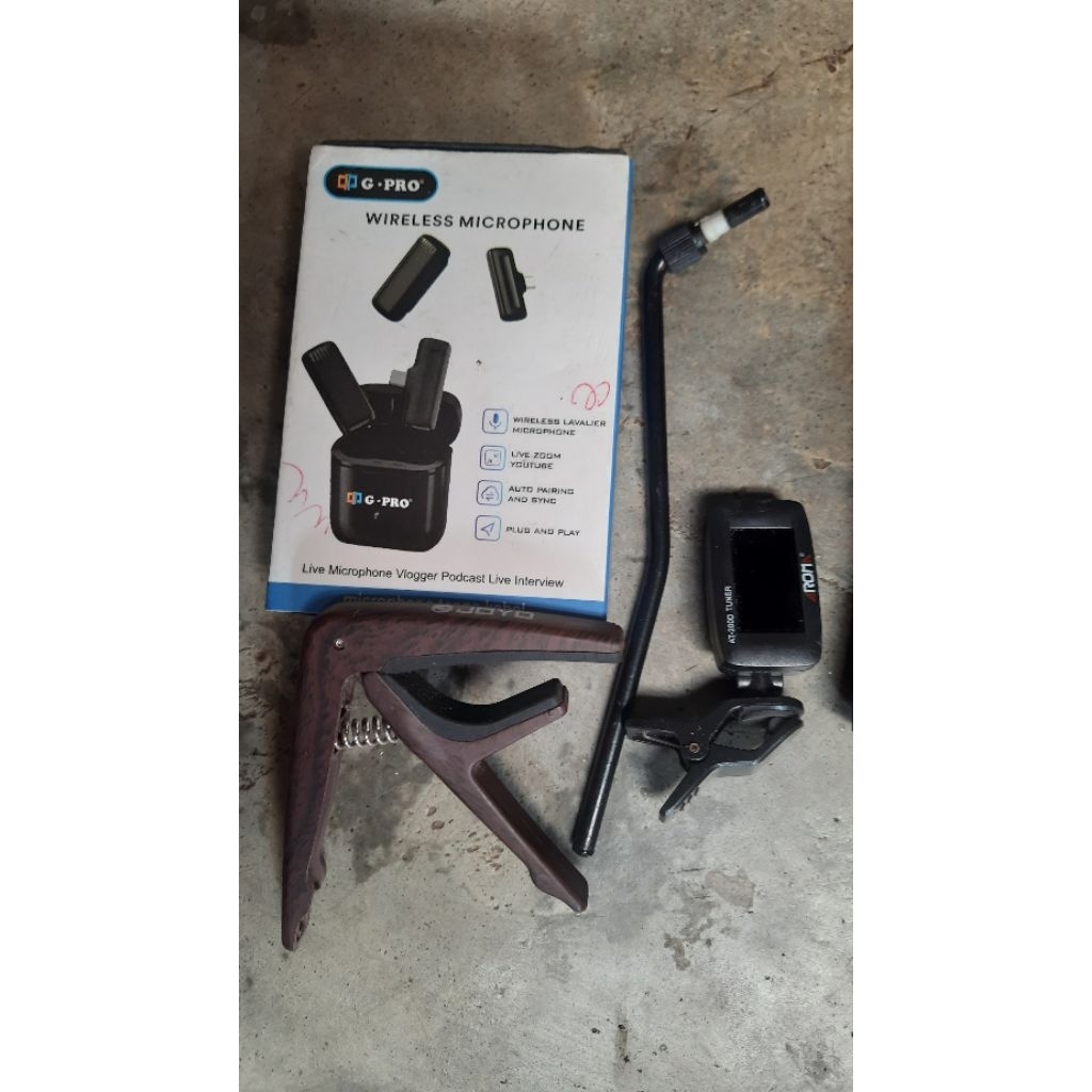 TUNER GITAR, RECORD MIC WIRELESS,  CAPO, BENDING GITAR
