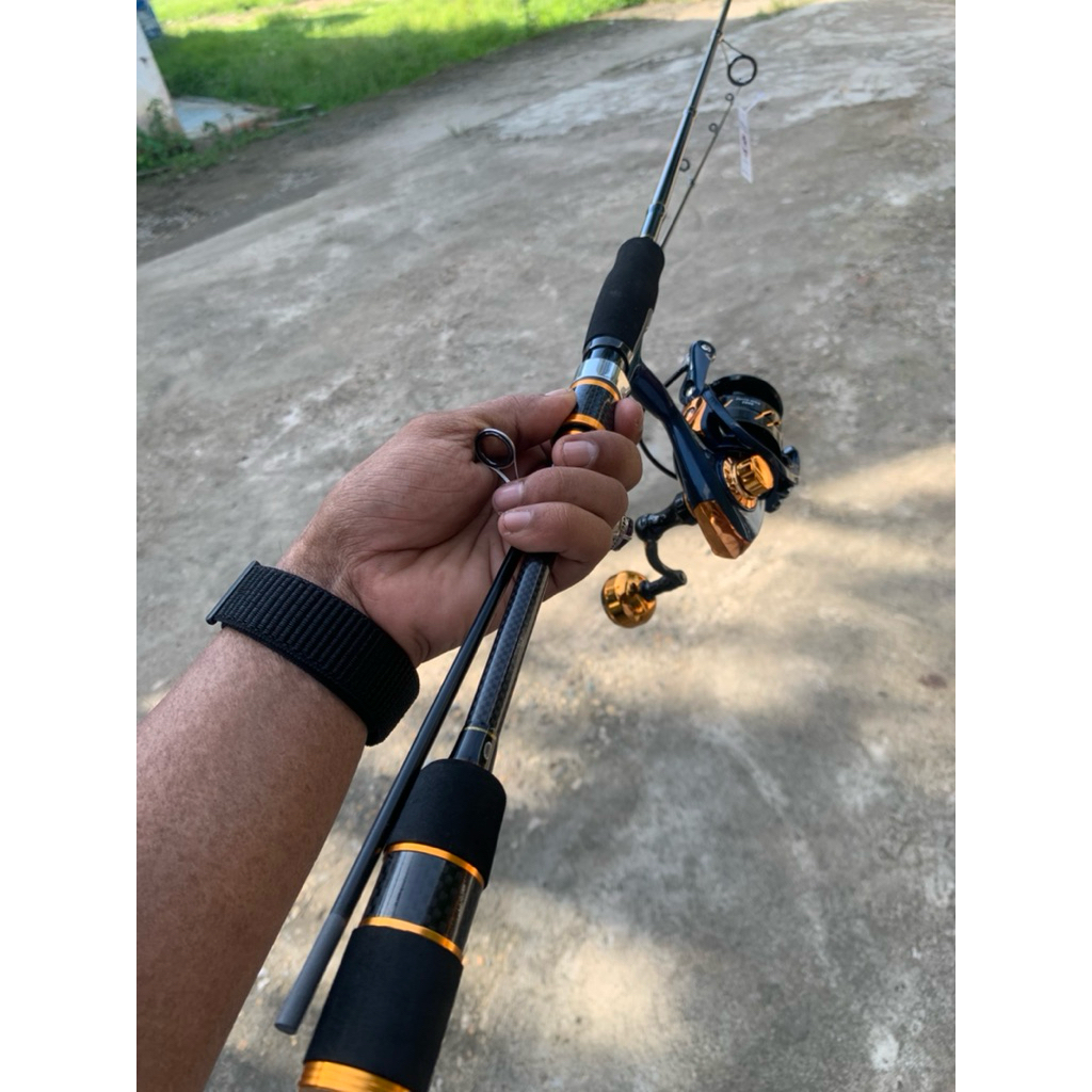 Pancing spinning satu set(joran zorro strike rings fuji dan Reel spinning zorro orca gold)