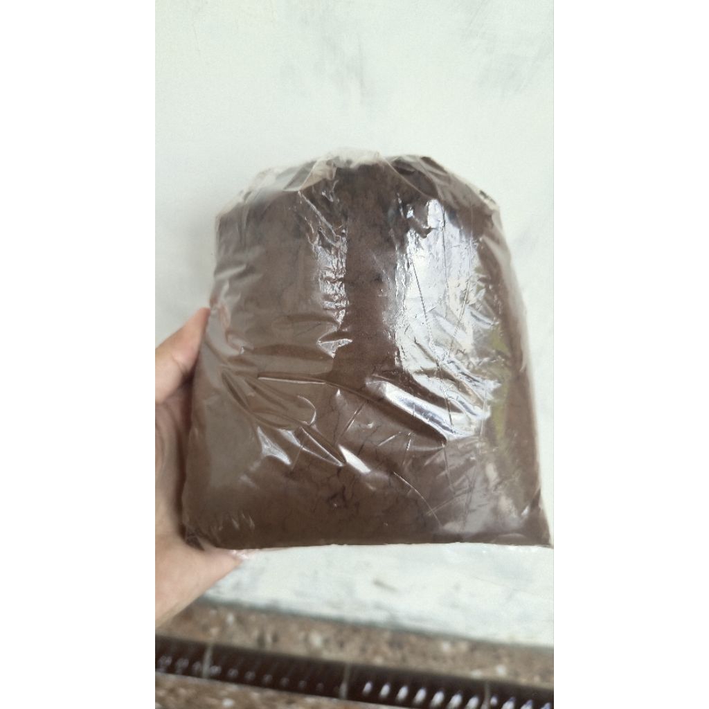 

Kopi Bubuk Hitam Asli Sangrai Sendiri