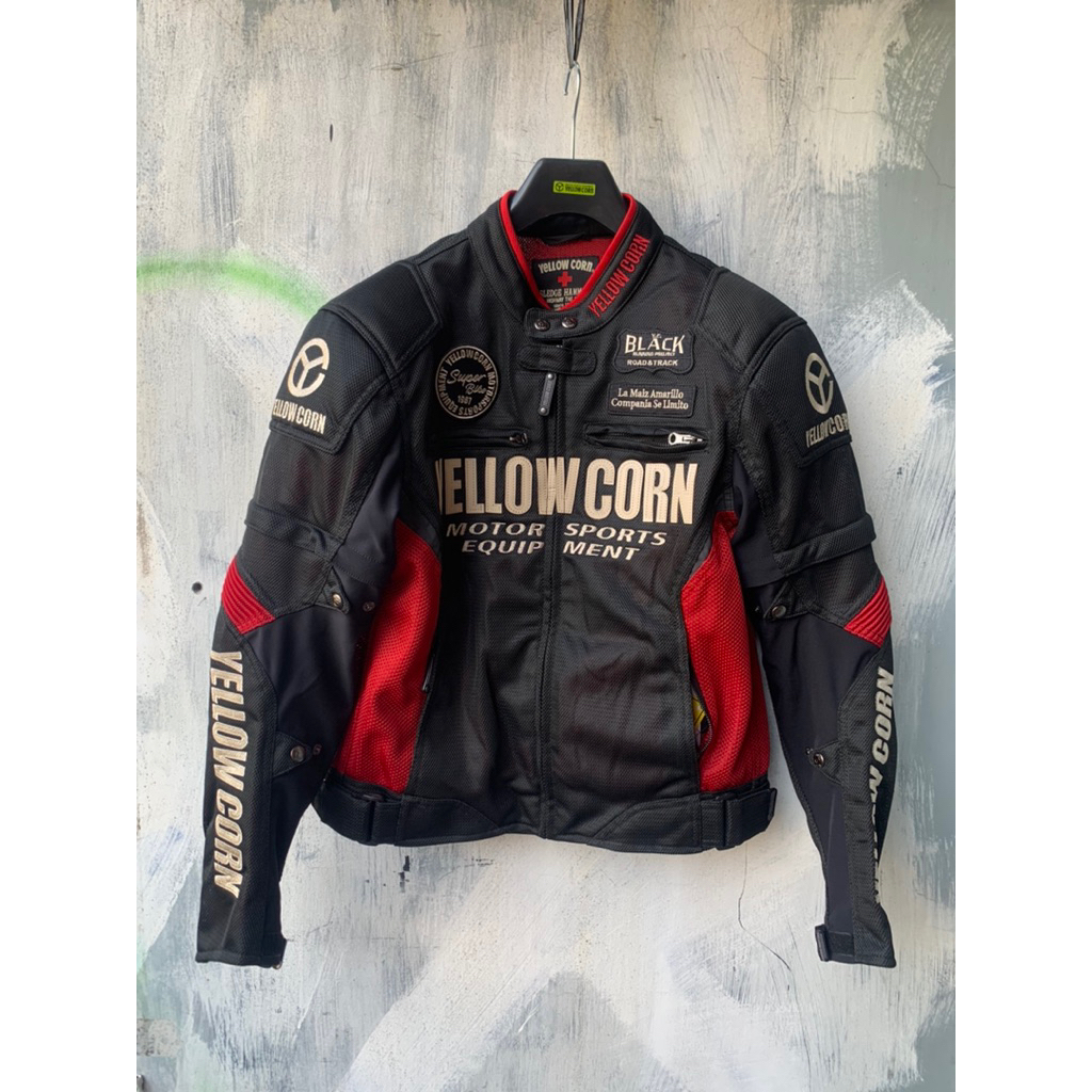 JAKET YELLOWCORN YB 5102 YB5102 BLACK RED KOLEKSI 2025