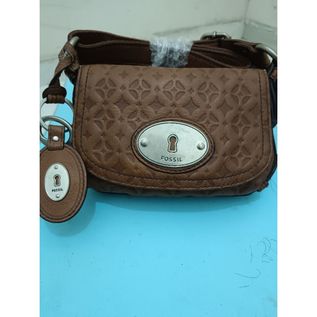 Ocil sling mini madox embos