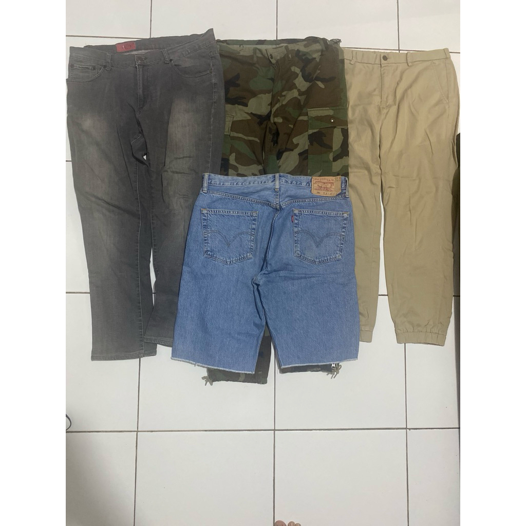 Preloved Jeans dan Celana Loreng