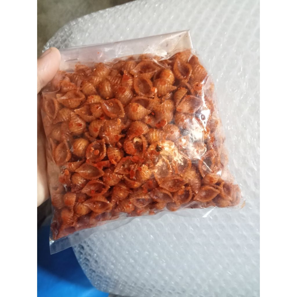

seblak kering makaroni kerang pedas original daun jeruk 250grm