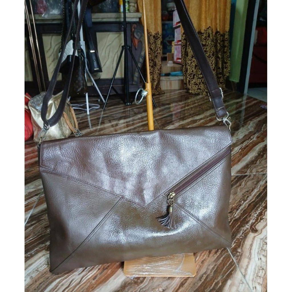

Tas Amplop Kullit Sinte