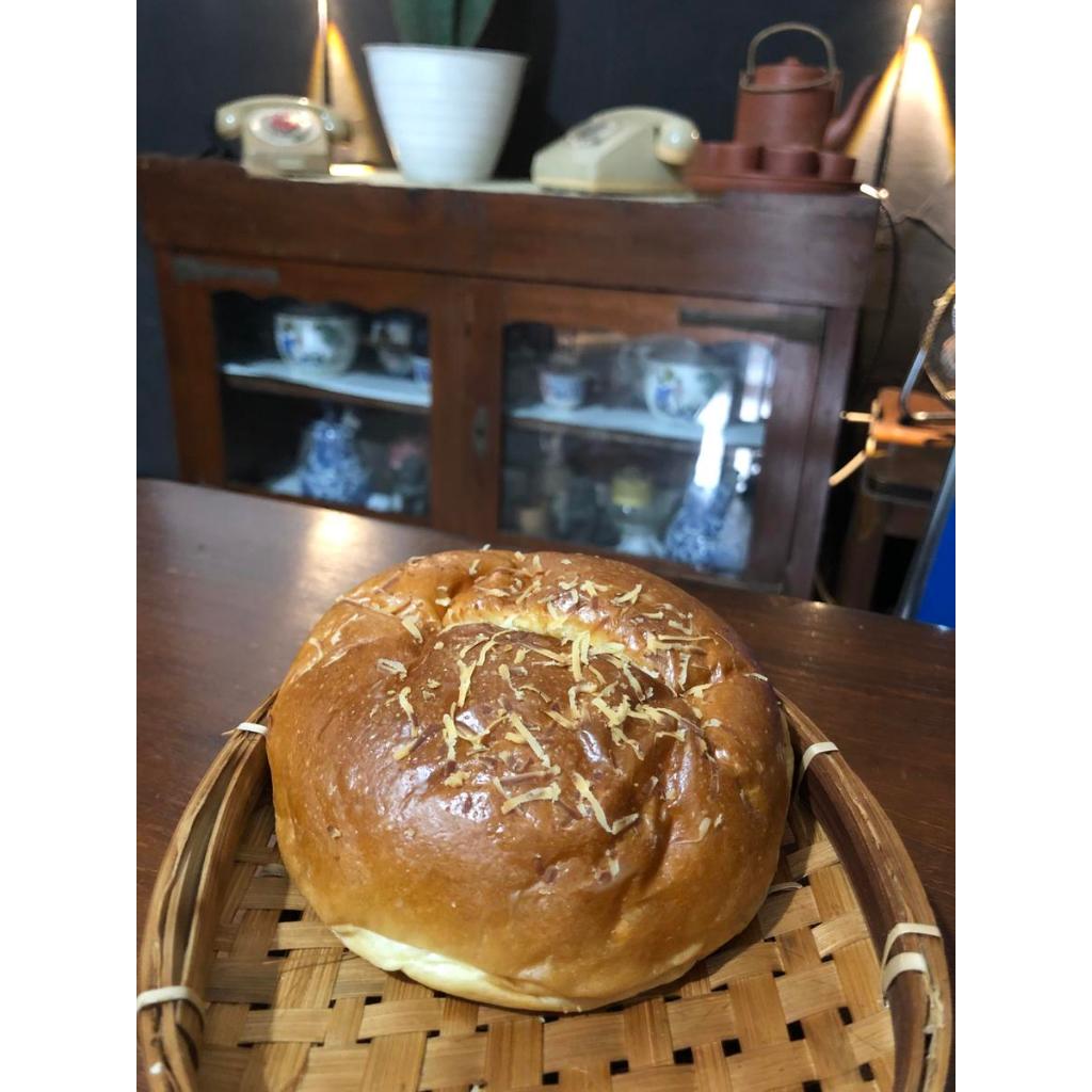 

Roti Kudeka oleh oleh jajanan bandung kudeka roti varian manis roti kudeka makanan bandung