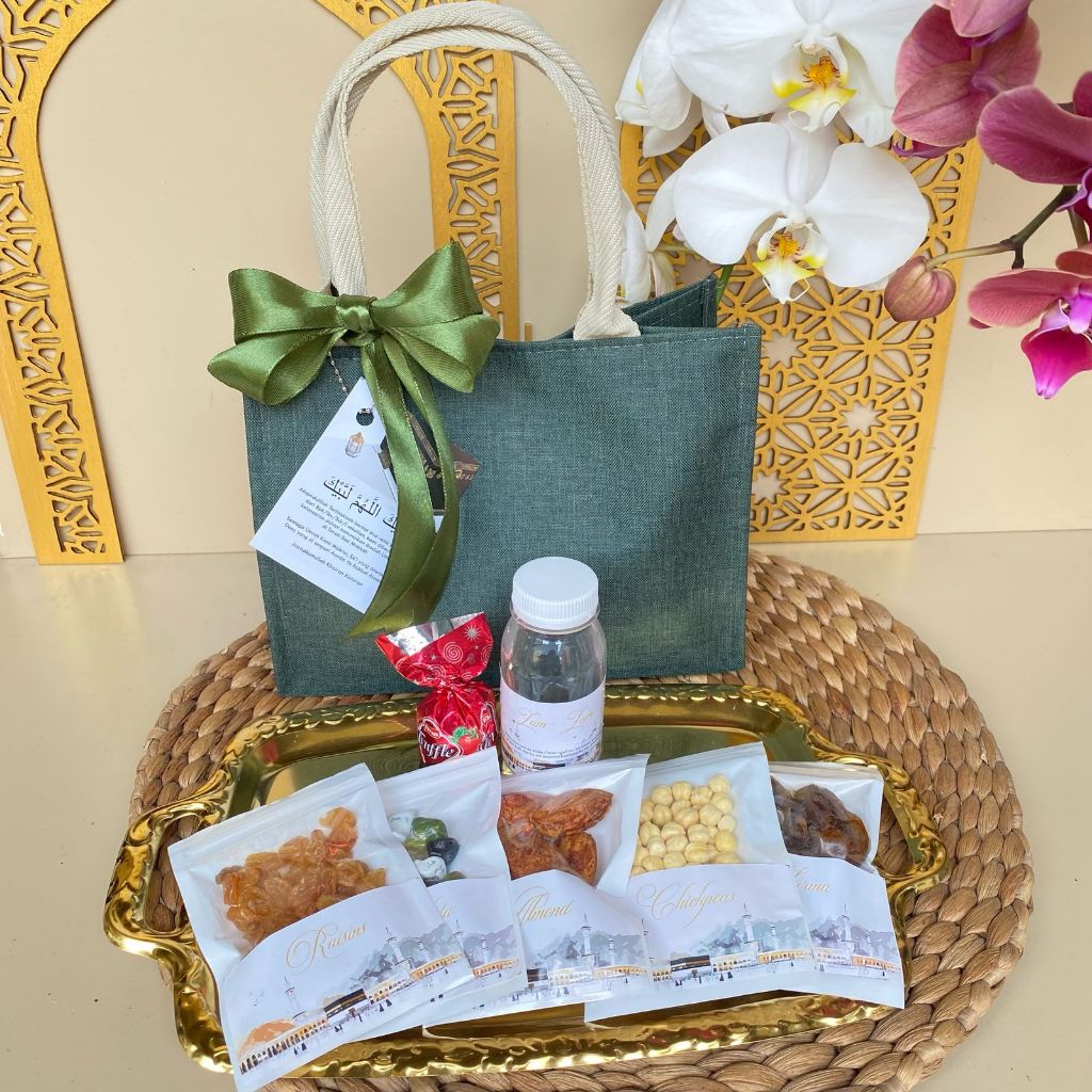 

KAINA SET LUXURY (Baca Deskripsi) Oleh Oleh set umroh haji from Makkah kemasan Cantik ALLISHA ISLAMIC GIFT CENTER