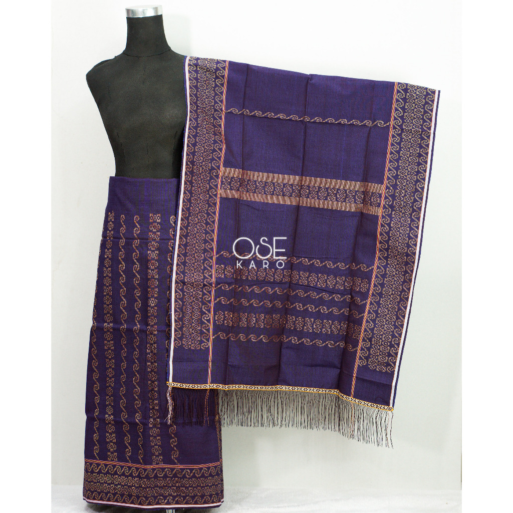 Setelan Sutra Uis Nipes Karo Motif Keret Keret Ketadu