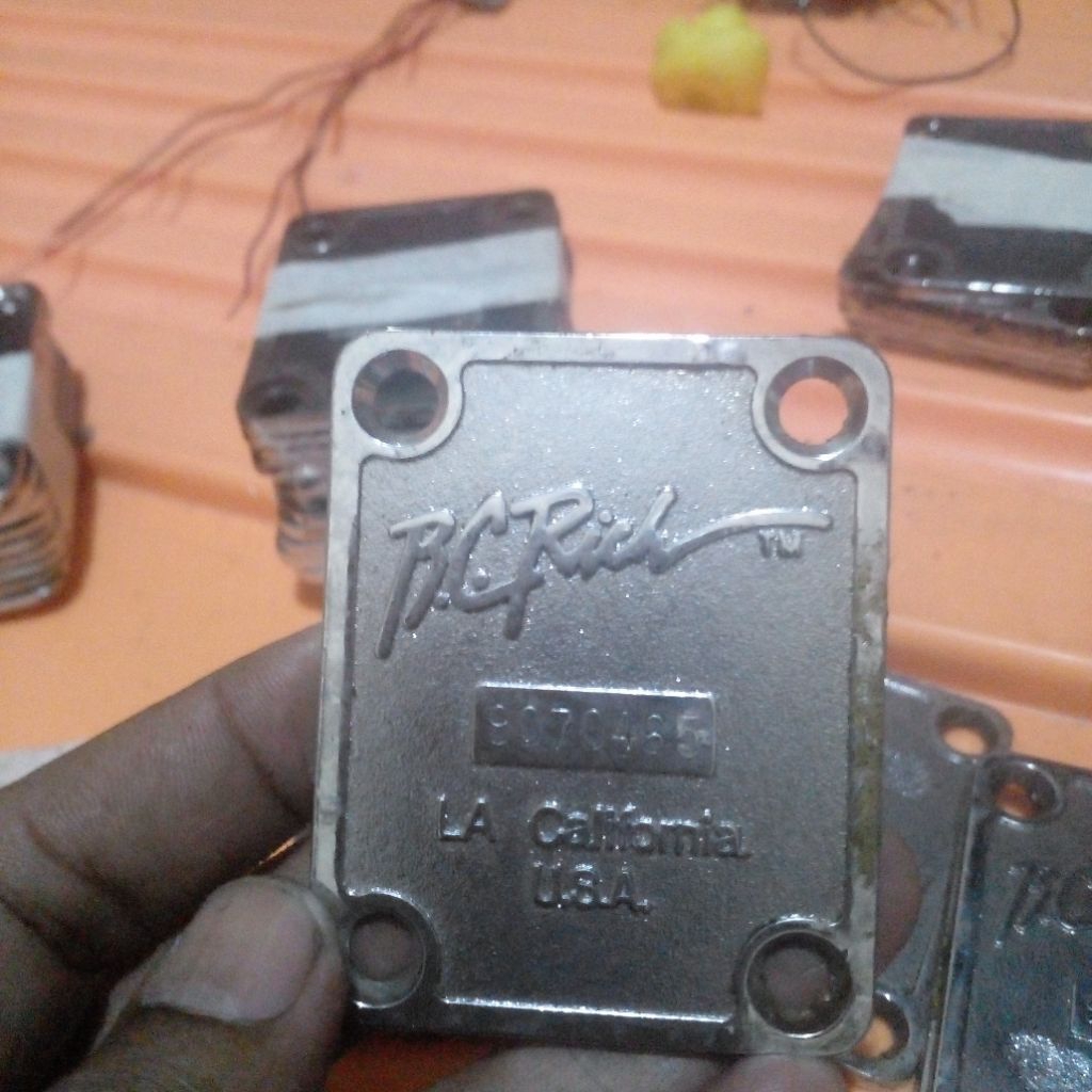 NECK PLATE GITAR B CRICH VANTAGE WASHBURN LYON SHREDDER MURAH SAJA