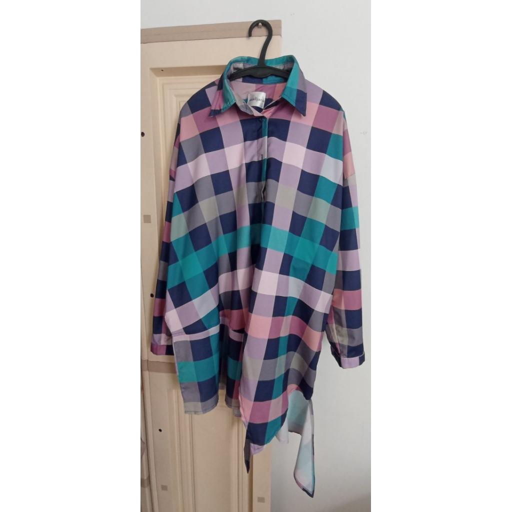 Nadjani Preloved with defect