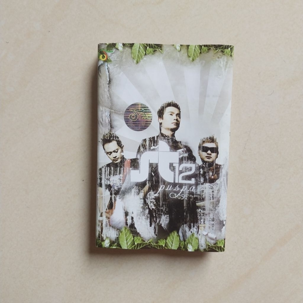 KASET ST12 ALBUM PUSPA