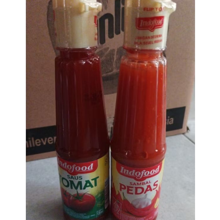 

(1 botol) Indofood Saos Tomat / Saos Sambal 135ml